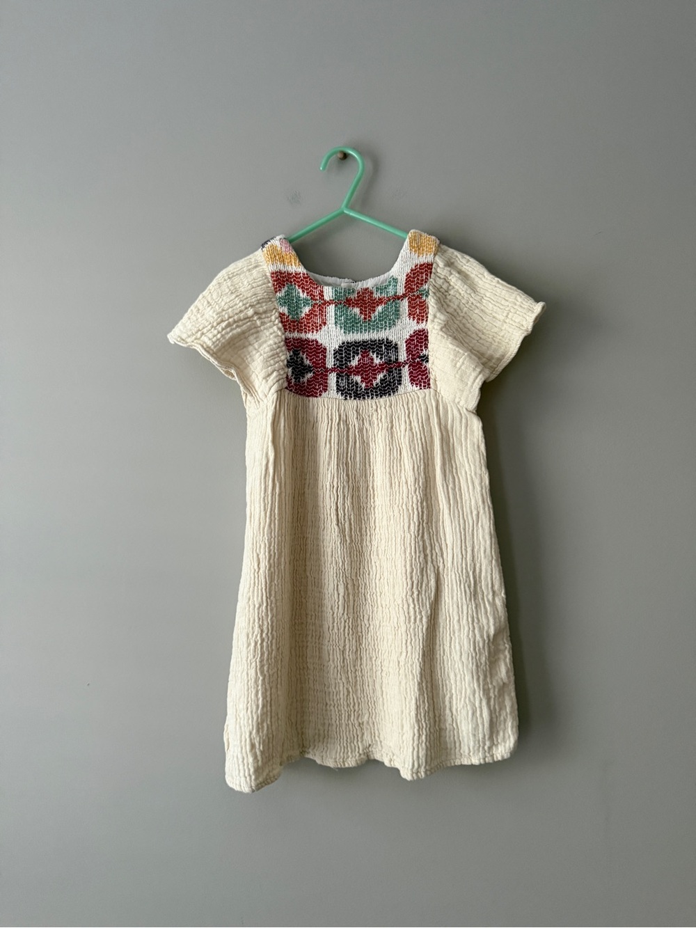 Zara 4-5 years girls kids Cream Dress with Multicolor Embroidered